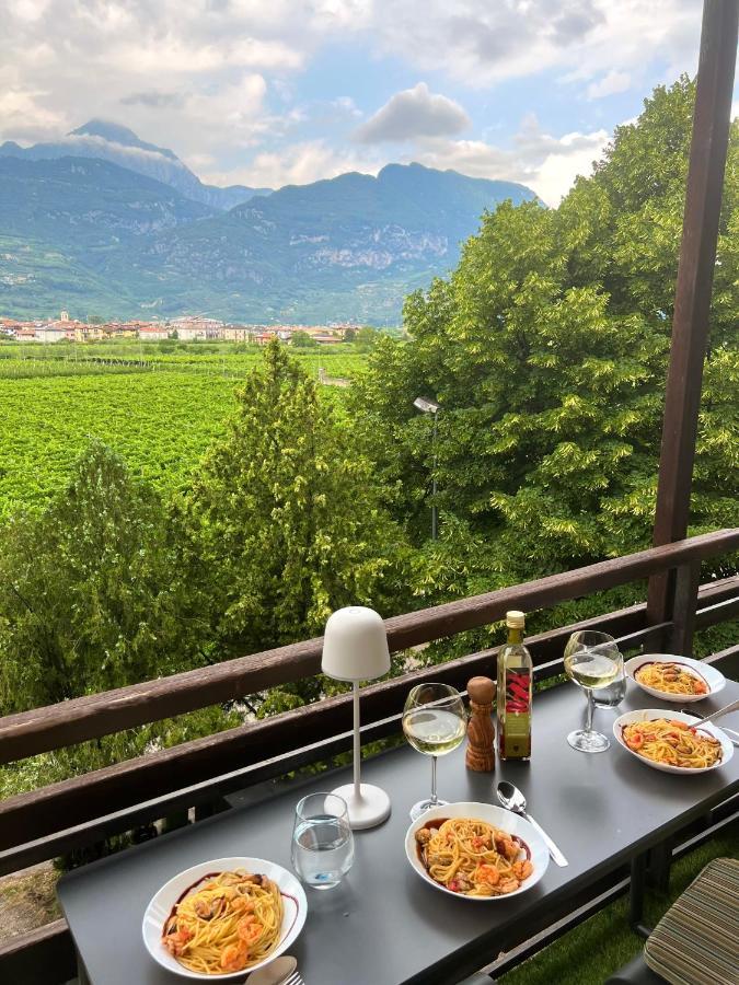 G-House Modernes Apartment Mit Tollem Ausblick Riva del Garda Ngoại thất bức ảnh