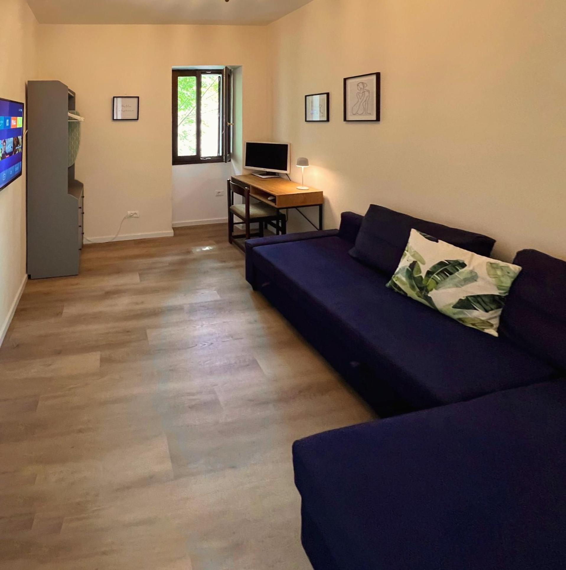 G-House Modernes Apartment Mit Tollem Ausblick Riva del Garda Ngoại thất bức ảnh